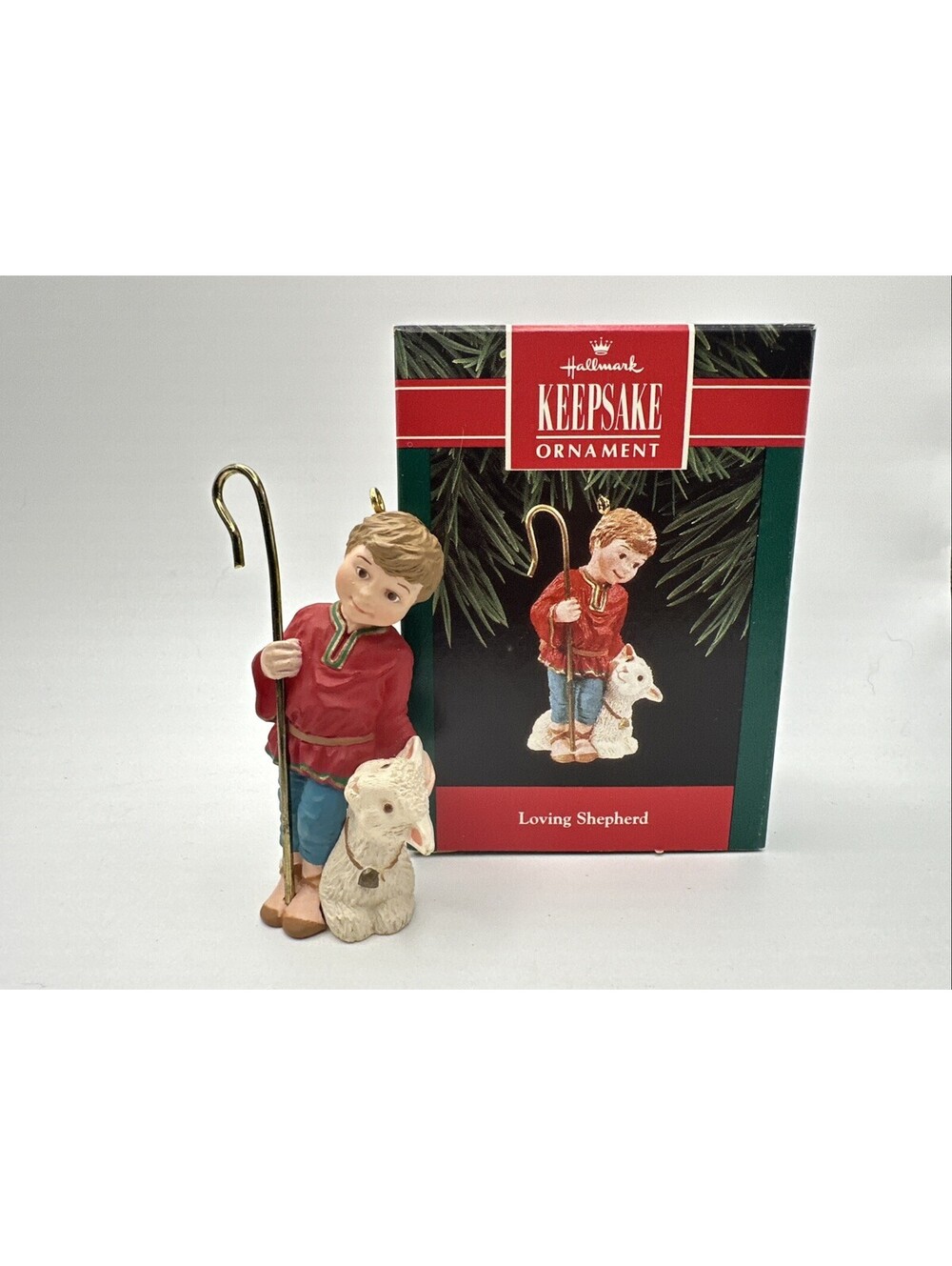 1992 Hallmark Keepsake Ornament LOVING SHEPHERD QX5151 in Original Box